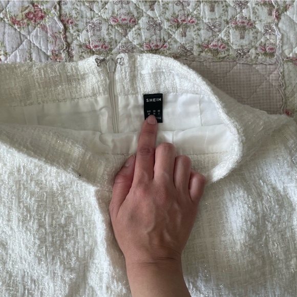 White tweed glittery mini skirt - Picture 2 of 2